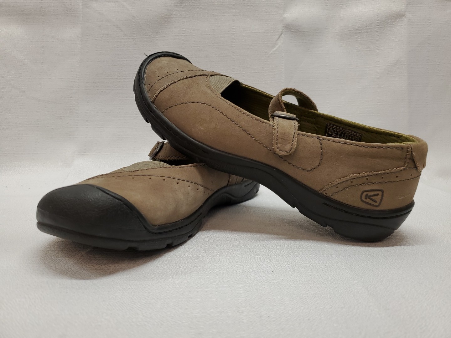 Keen Mary Janes Lug Comfort Taupe Olive Buckle Strap Nubuck Leather EU 38.5 US 8