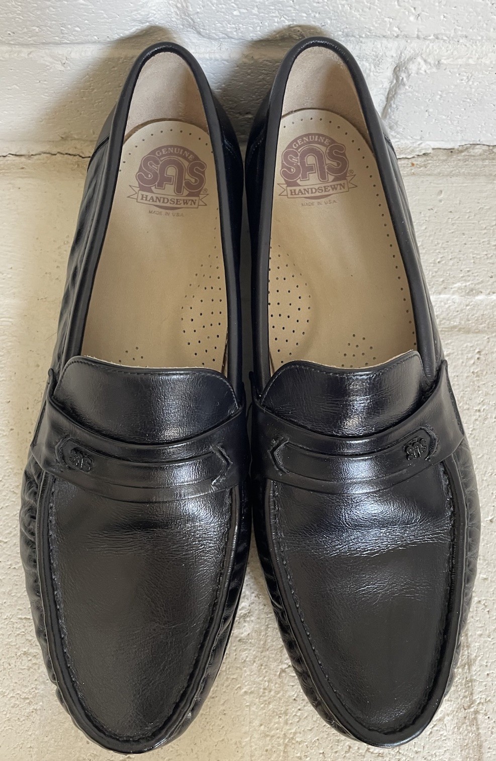 SAS Handsewn Black Leather Loafer Shoes Classic Comfort Slip On Mens Size 11