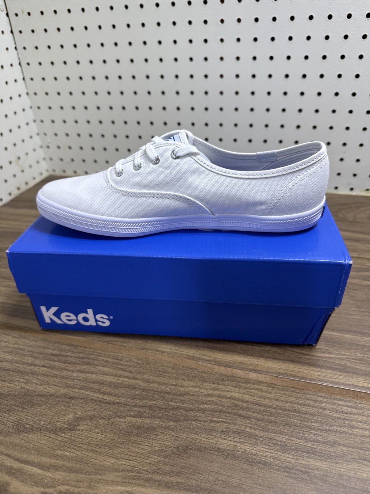 Keds Champion Sneakers Womens US 7.5S White Canvas Low Top Casual Shoes