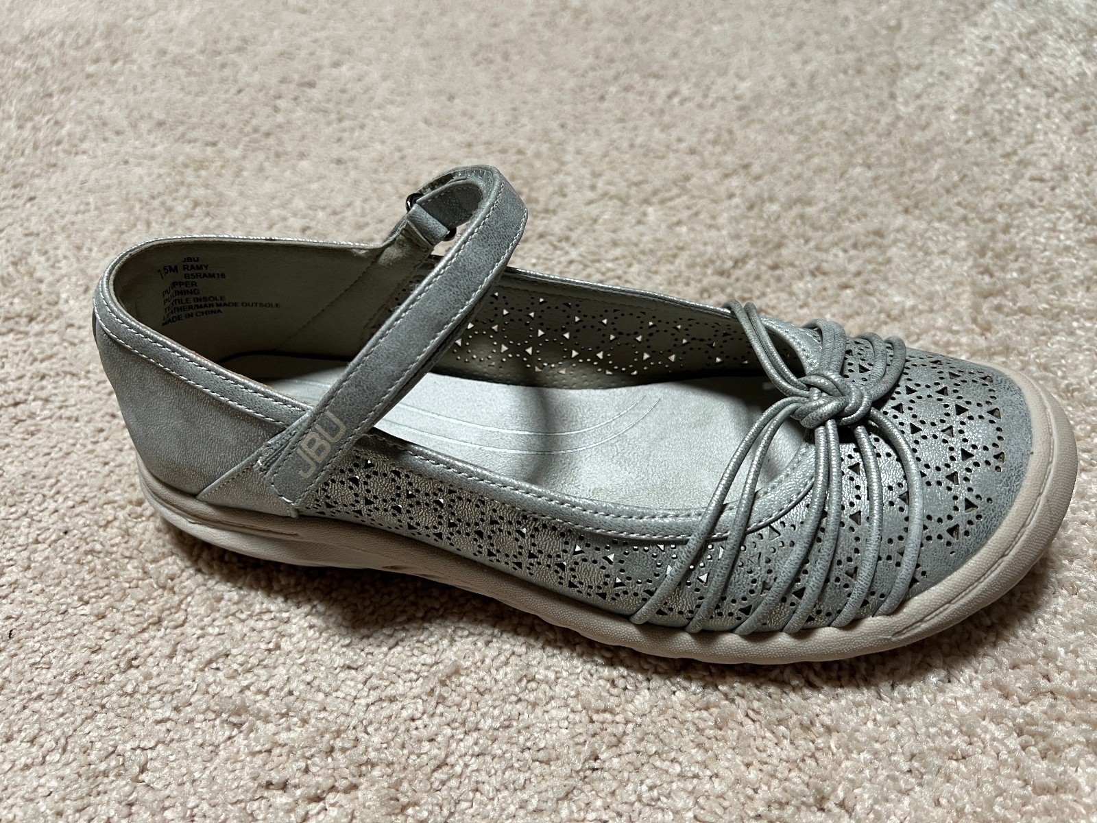 JBU by Jambu Mary Jane Shoes Women’s 7.5 Silver Gray Laser Cut