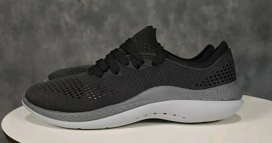 Crocs Literide 360 Pacer Women’s 8 Black Gray Lace Up Shoes Sneakers 206705