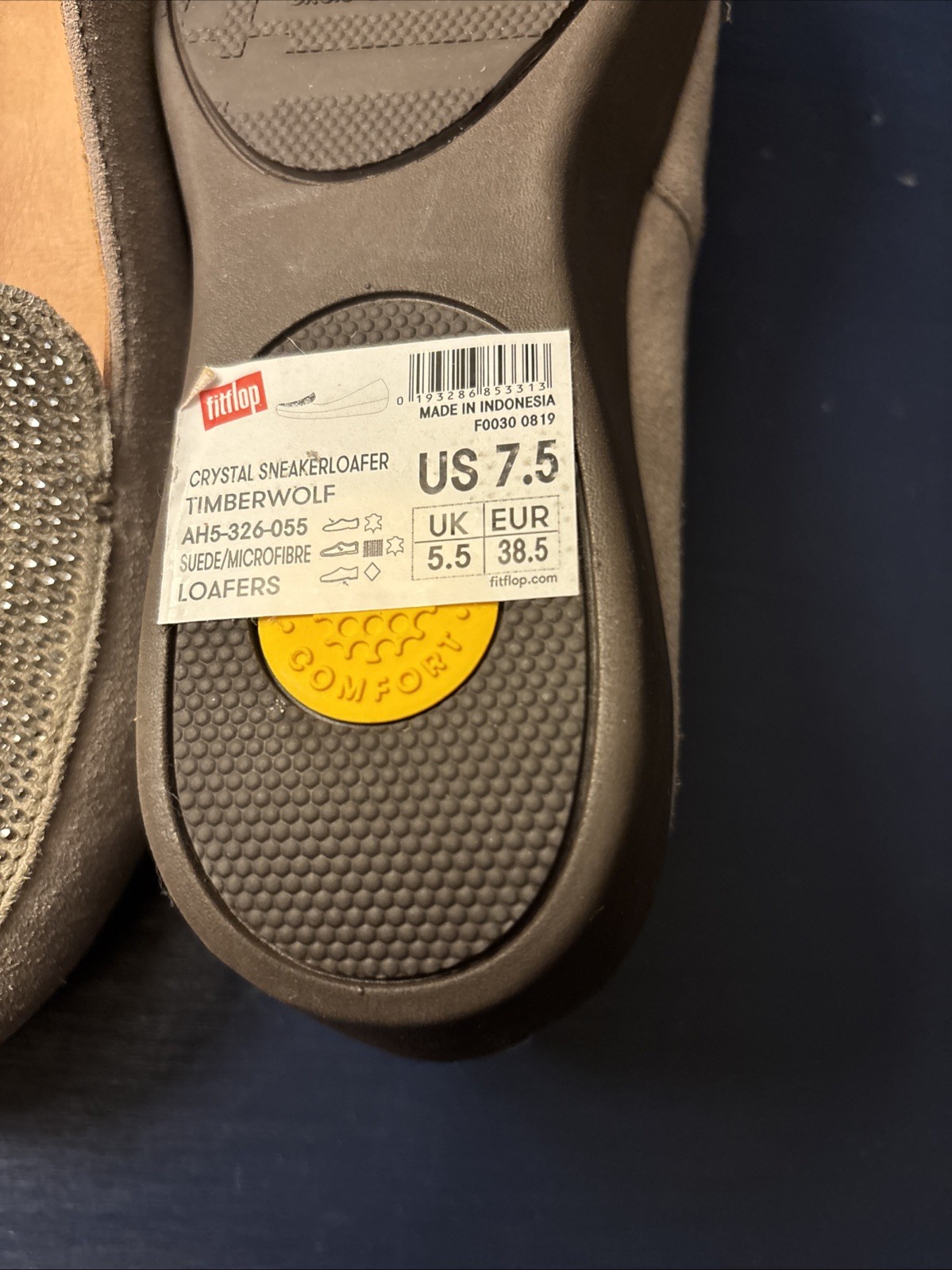 FitFlop Women Sz 7.5 Slip On Loafer Sneaker Taupe Timberwolf Suede w/Rhinestone