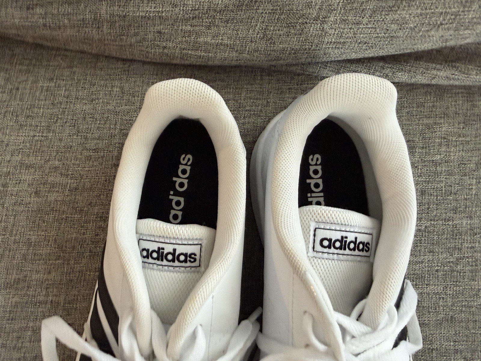 Adidas Grand Court 2.0. Sneakers Womens 8.5 White Black Stripes Excellent