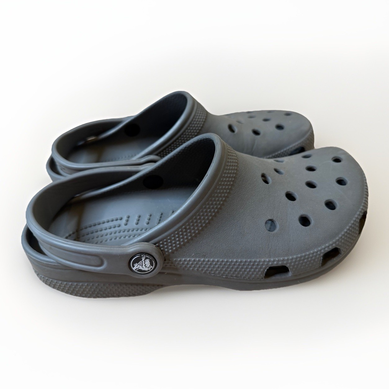 Crocs Unisex Adult Classic Clog Sandal Shoe Slate Grey Size Mens 7 Womens 9 GUC