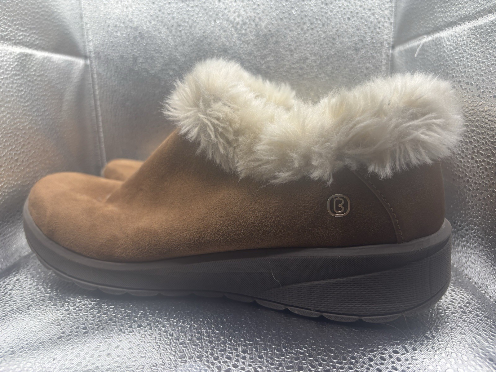 Bzees Golden Shoes Womens 9 M Slip On Casual Comfort Fur Lined Low Top Brown