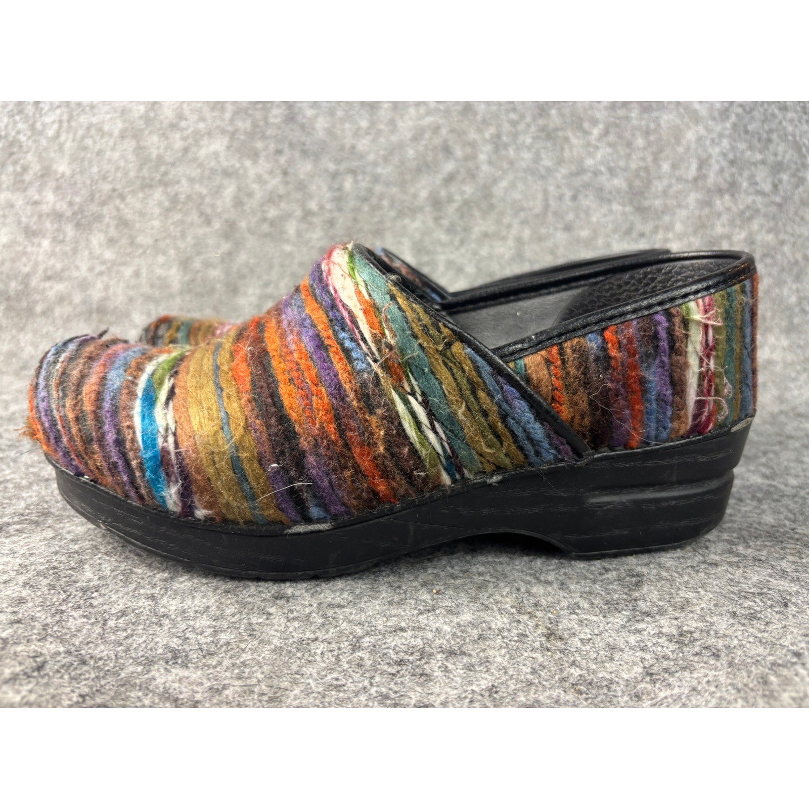 Dansko Professional Clogs Womens 39 Multi Color Yarn Striped Knit Comfort Shoes