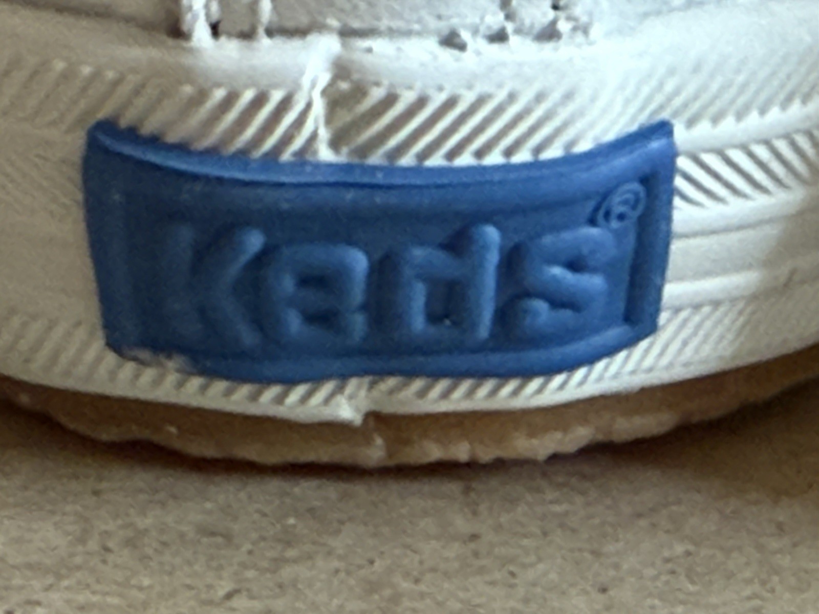 KEDS Champion Leather Slip-On M9.5 L11 – New