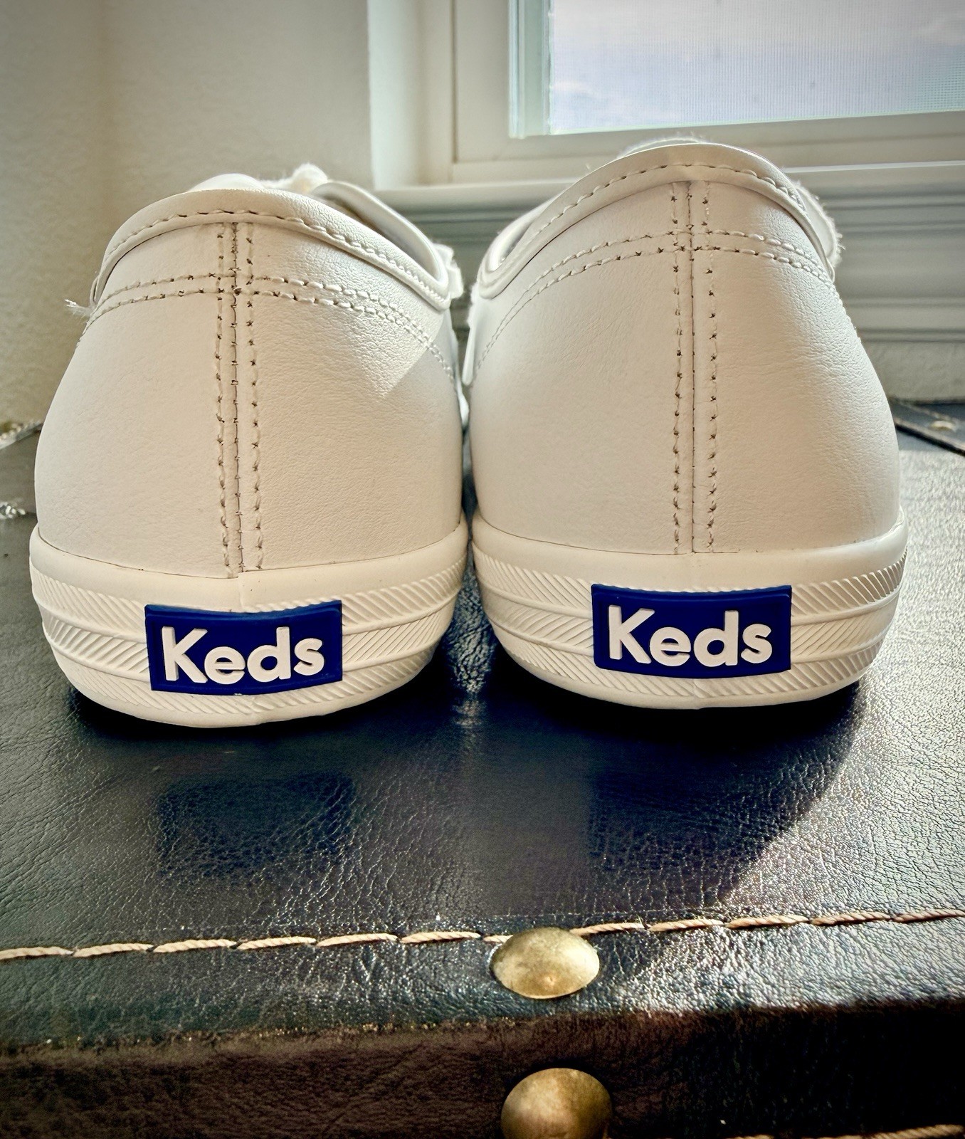 Keds Women’s Champion Original Leather Sneakers, White Leather, 9.5 M (US) NEW