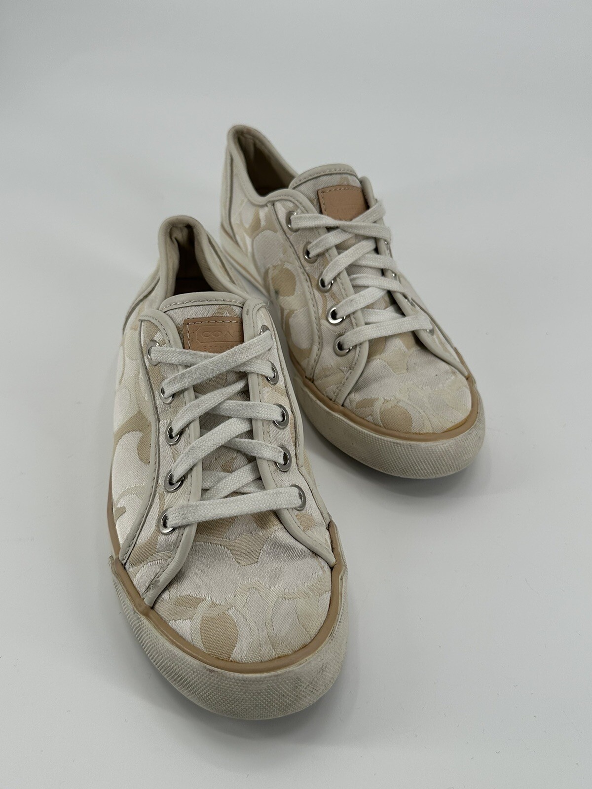 Coach Women’s Beige/White Signature Print Lace Up Casual Shoes – Size 6.5B