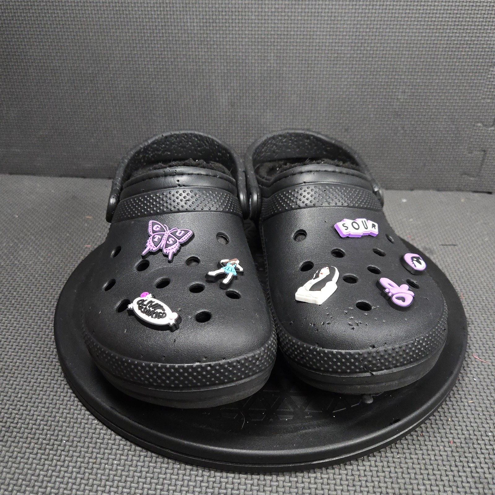 Crocs Clog Shoes Womens Size 10 Black Faux Fur Lined Slip On Comfort Casual