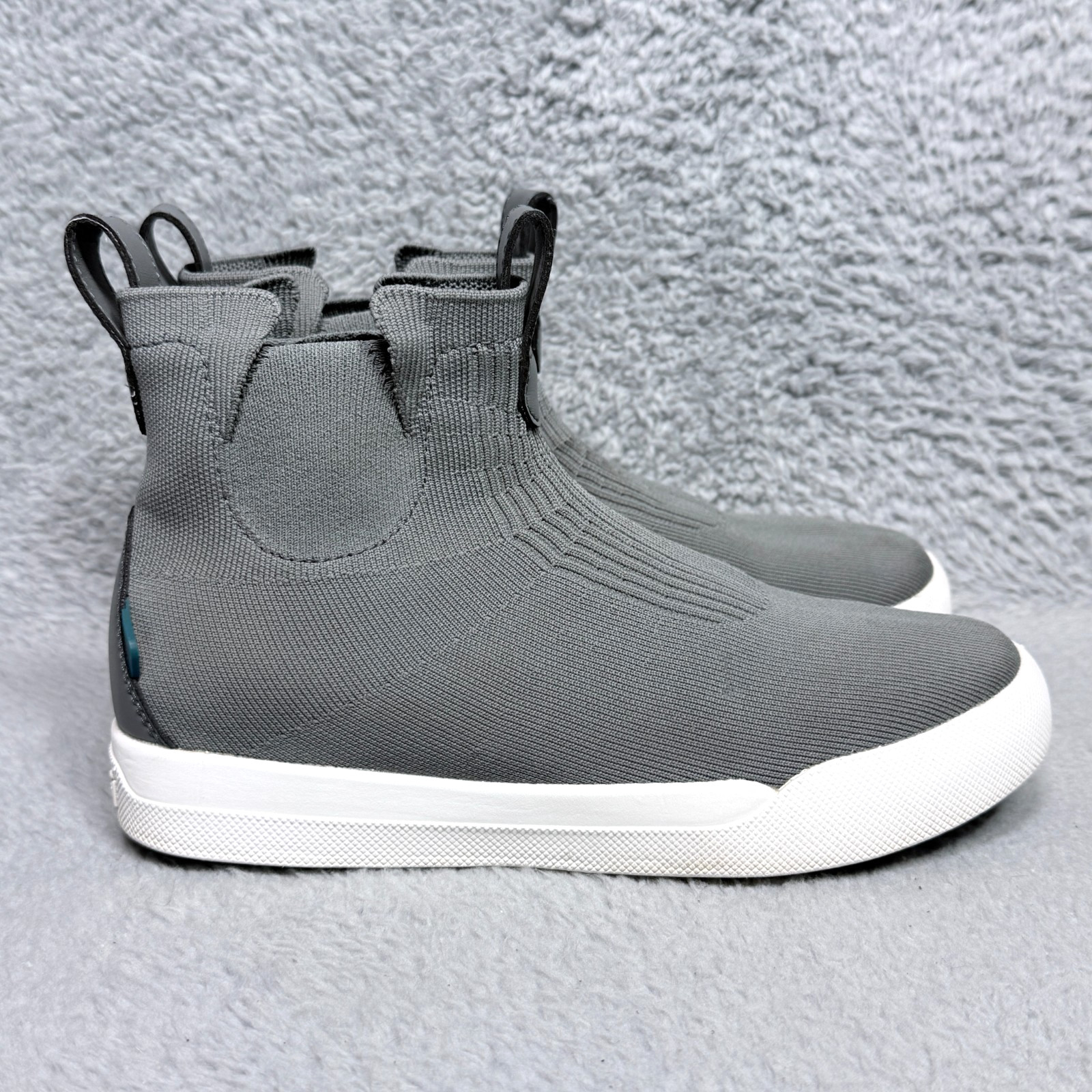 Vessi Weekend Chelsea Womens Size 6 Sneaker Shoes Boots Concrete Gray Waterproof