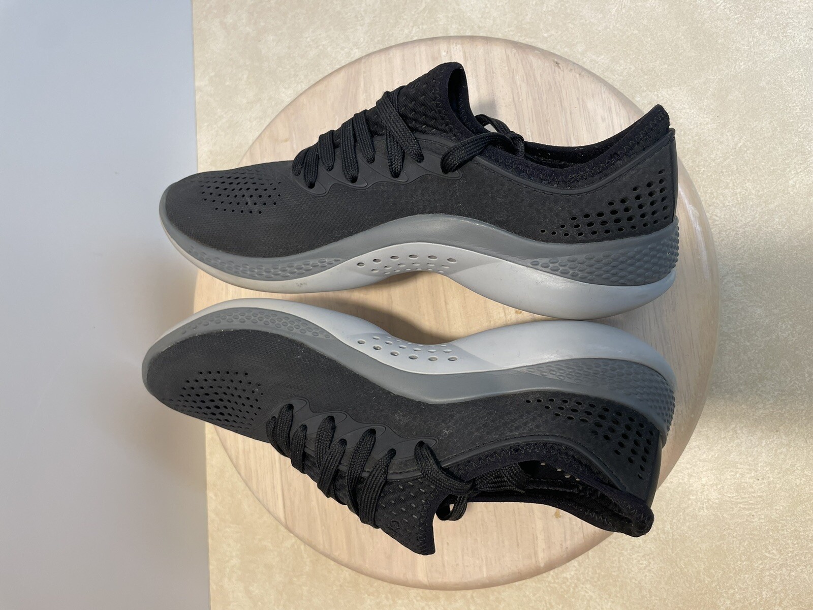 Crocs Literide 360 Pacer Women’s 10 Black Gray Lace Up Shoes Sneakers 206705