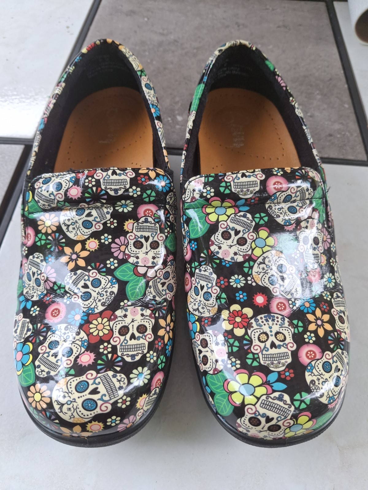 Women’s Savvy Nursing Shoes, Day Of The Dead Themed, Size 9