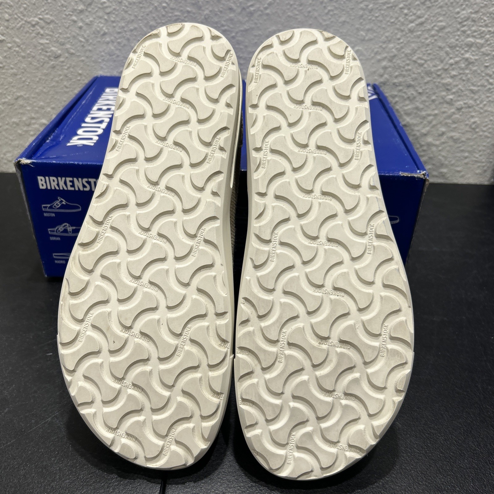 BIRKENSTOCK Oswego Casual Slip-On Shoe Unisex Size US M7/W9 Narrow Fit