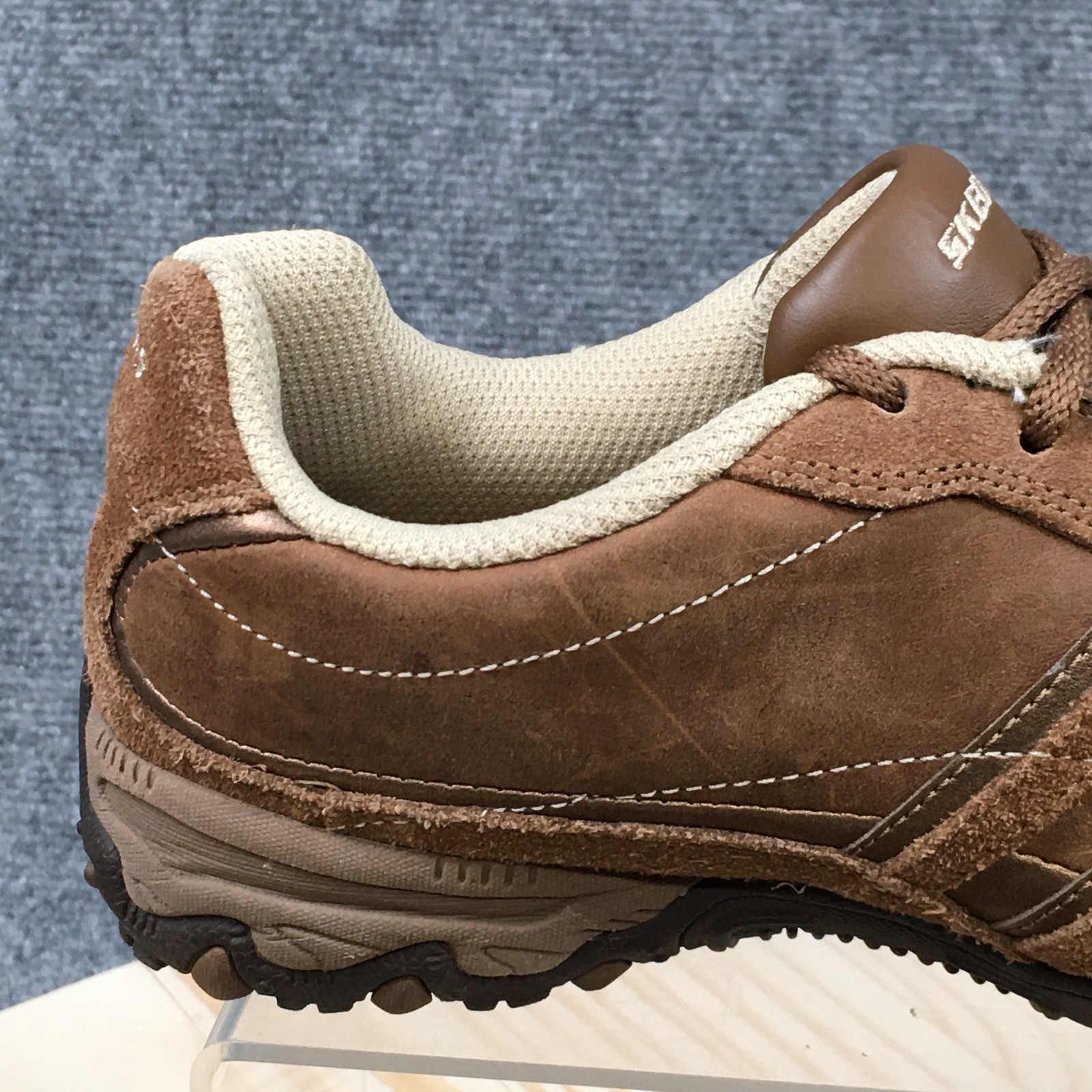 Skechers Shoes Womens 7 Trail Hiking Sneakers Lace Up Low Top Leather Brown