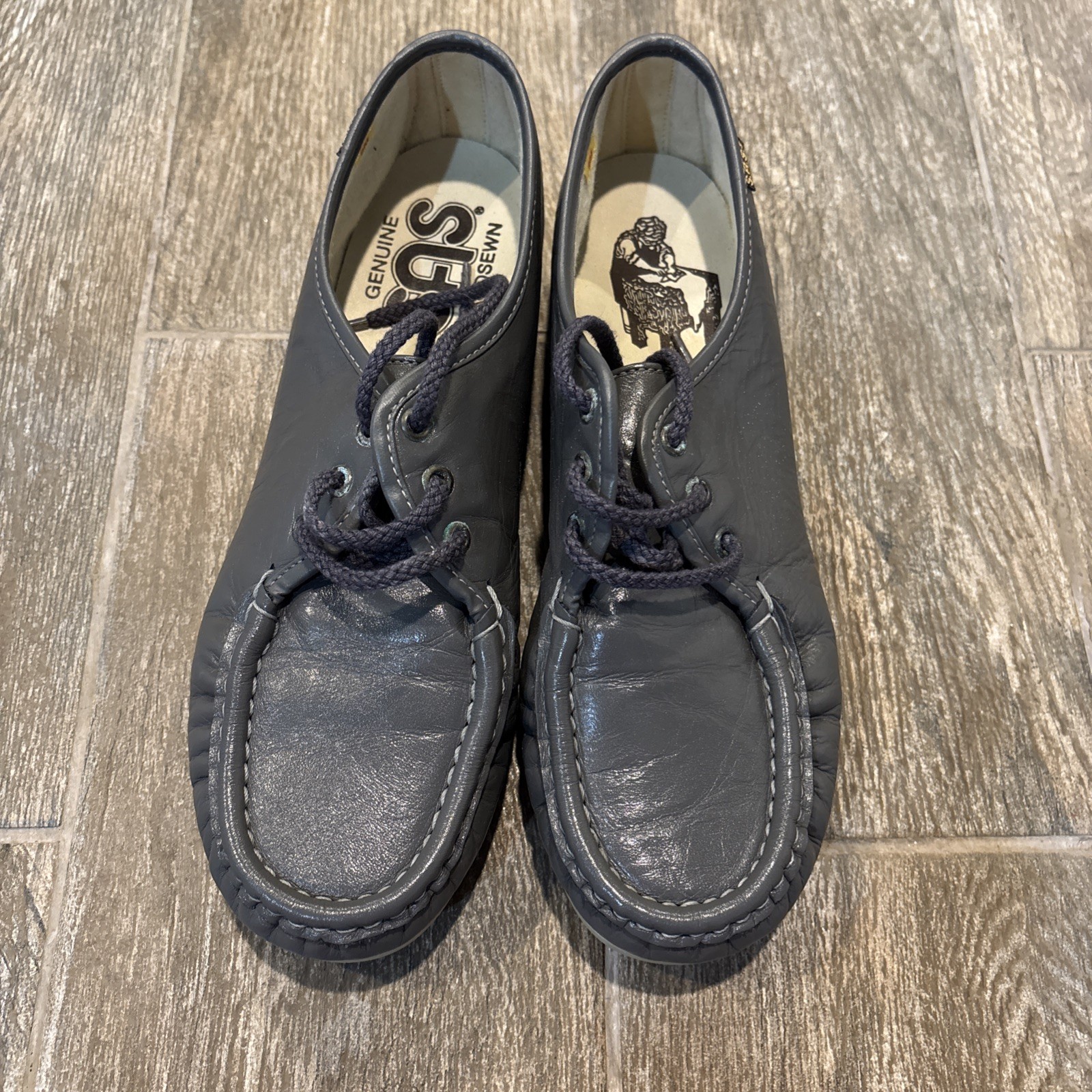 SAS Women’s Handsewn Lace Up Oxfords Size 9