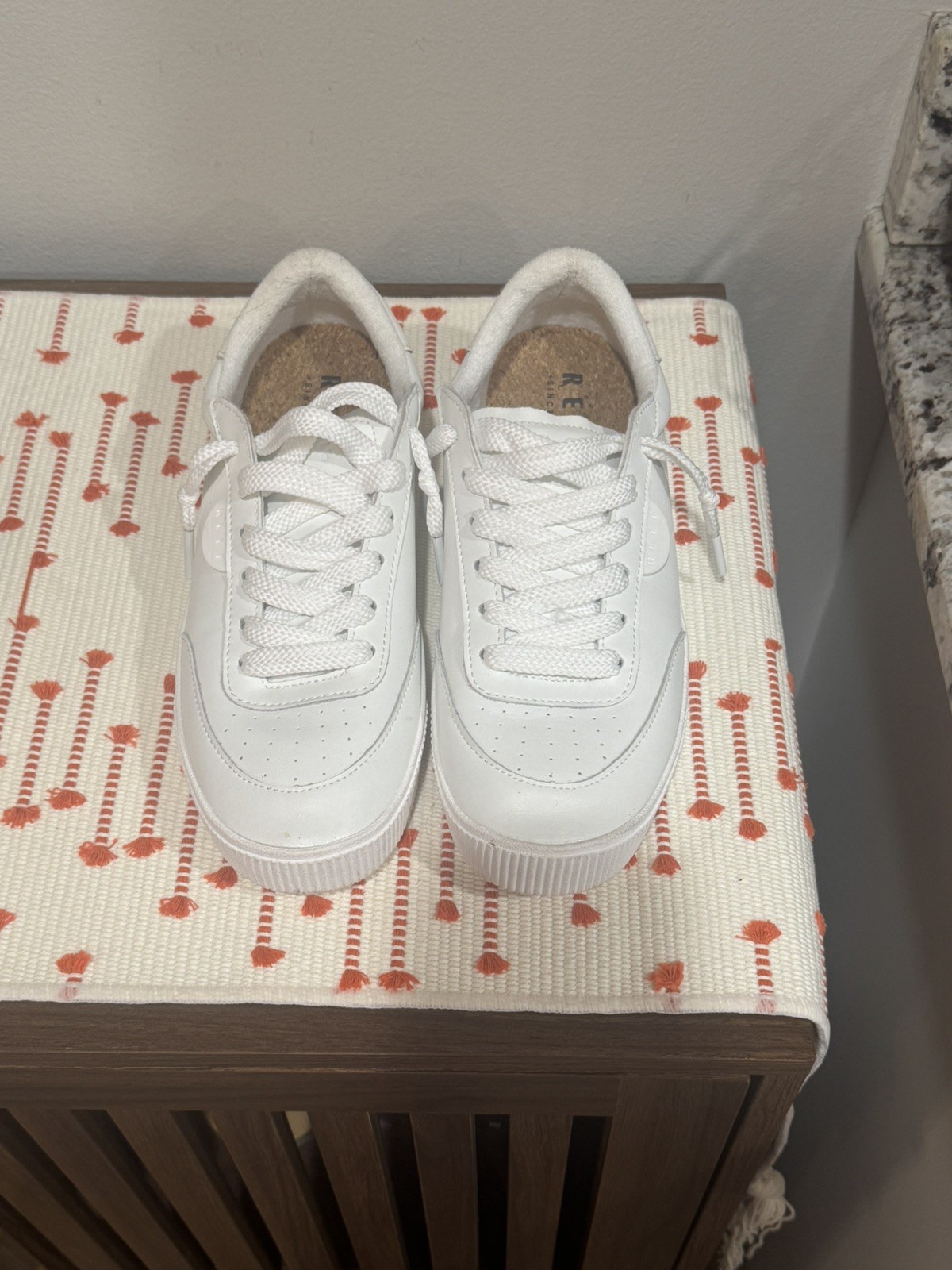 Women Reef Lay Day Seas sneaker Sz 9