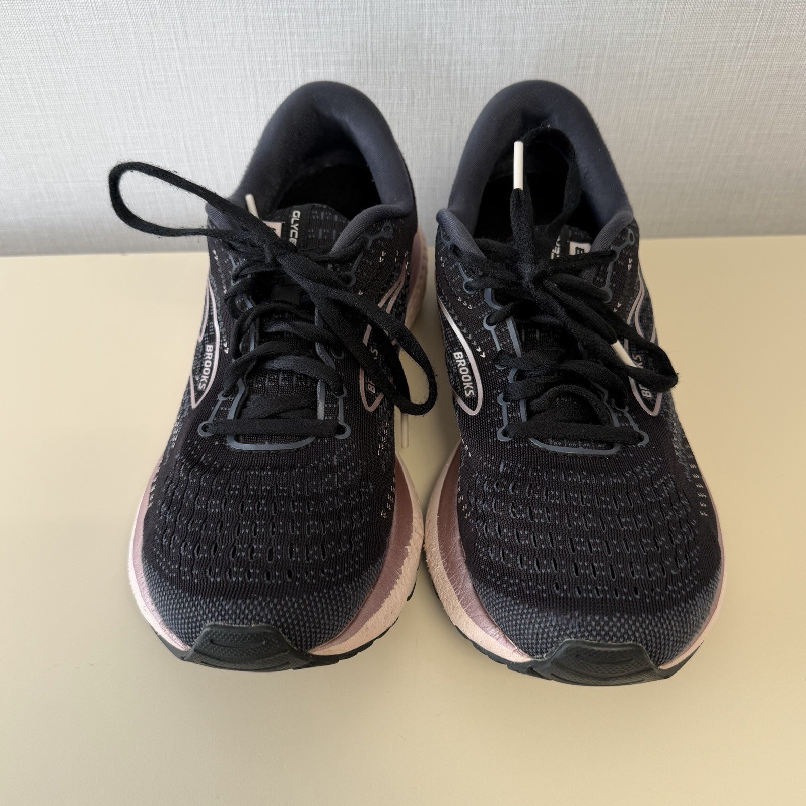 Brooks Glycerin GTS 19 Running Shoes Women’s 8.5 B Cushioned Trainer Black Pink