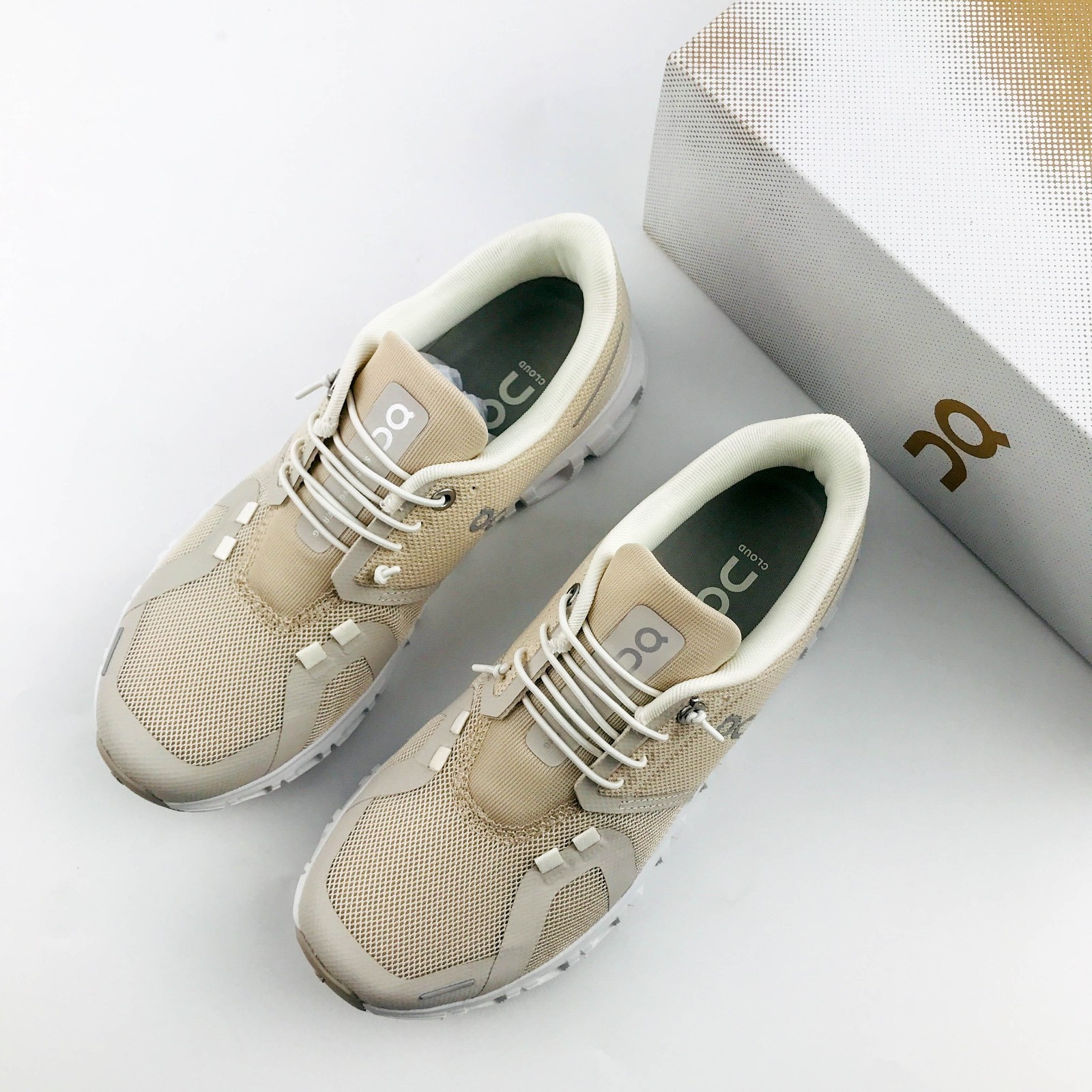ON Cloud 6 Pearl/Cream 3WF10060755 Women’s Athletic Cushioned Sneakers US 6-9