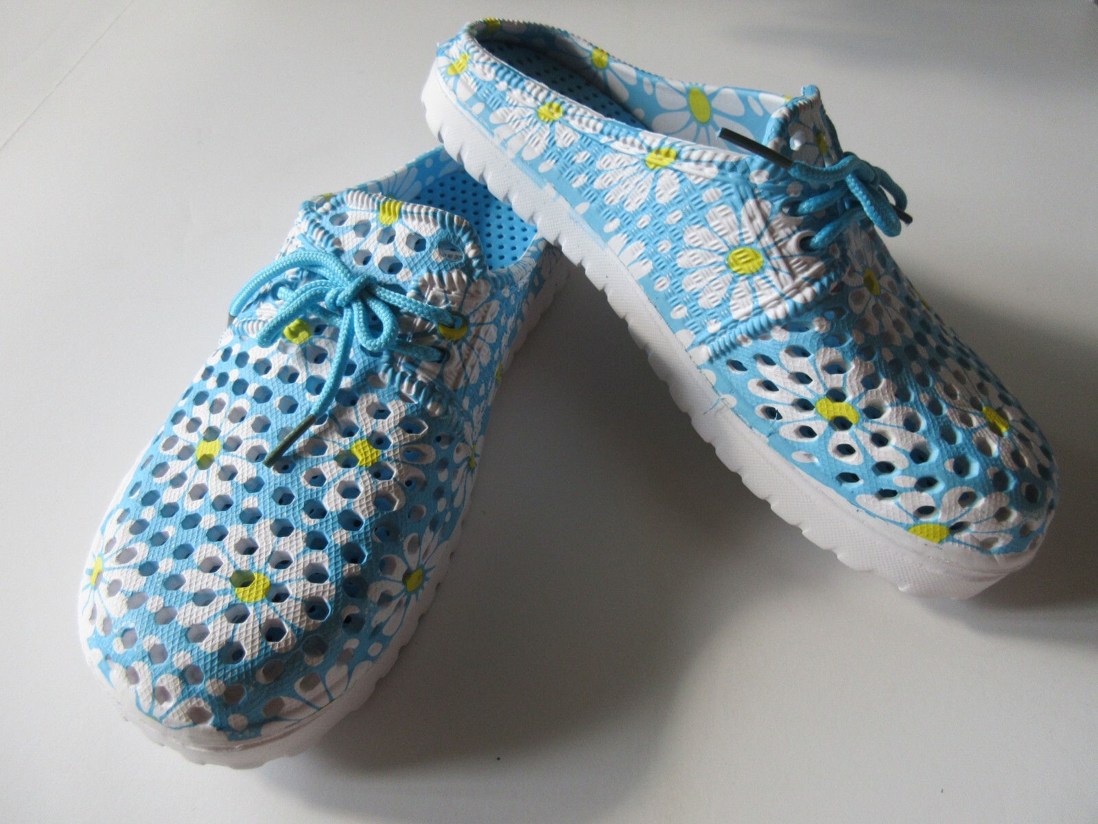 Women’s Lightweight PVC Breathable Clogs Garden/Beach Sandal Variety Colors New