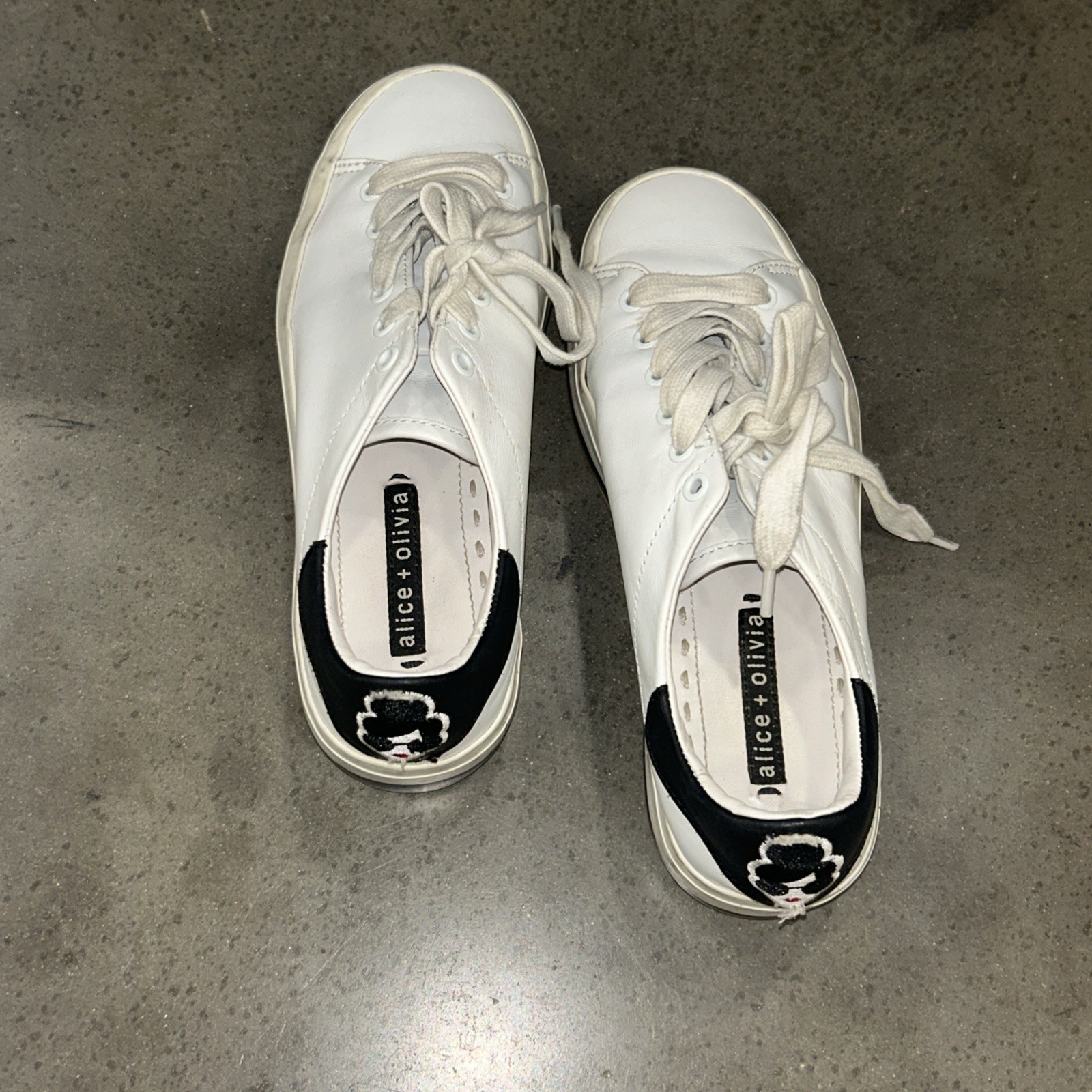 Alice + Olivia White and Black Terra Platform Casual Sneakers Size 35/ 5.5