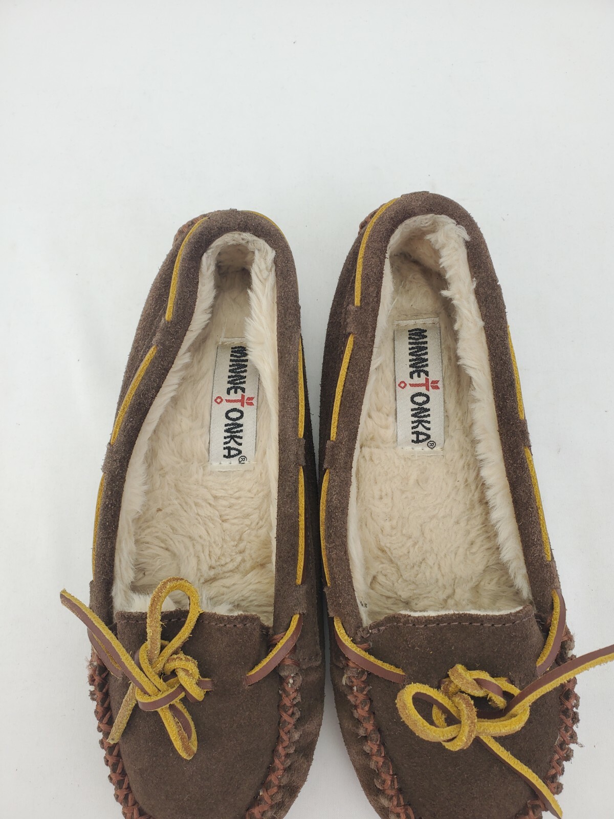 Minnetonka Moccasin Loafers Ws 6 Brown Suede Pile Lined Rawhide Boat Lacing 4012