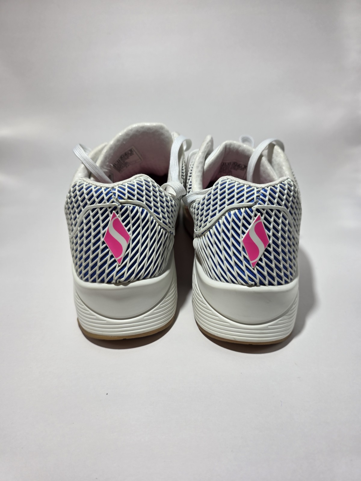 Skechers Women’s Multicolor Mesh Sneakers Air Cooled Memory Foam.