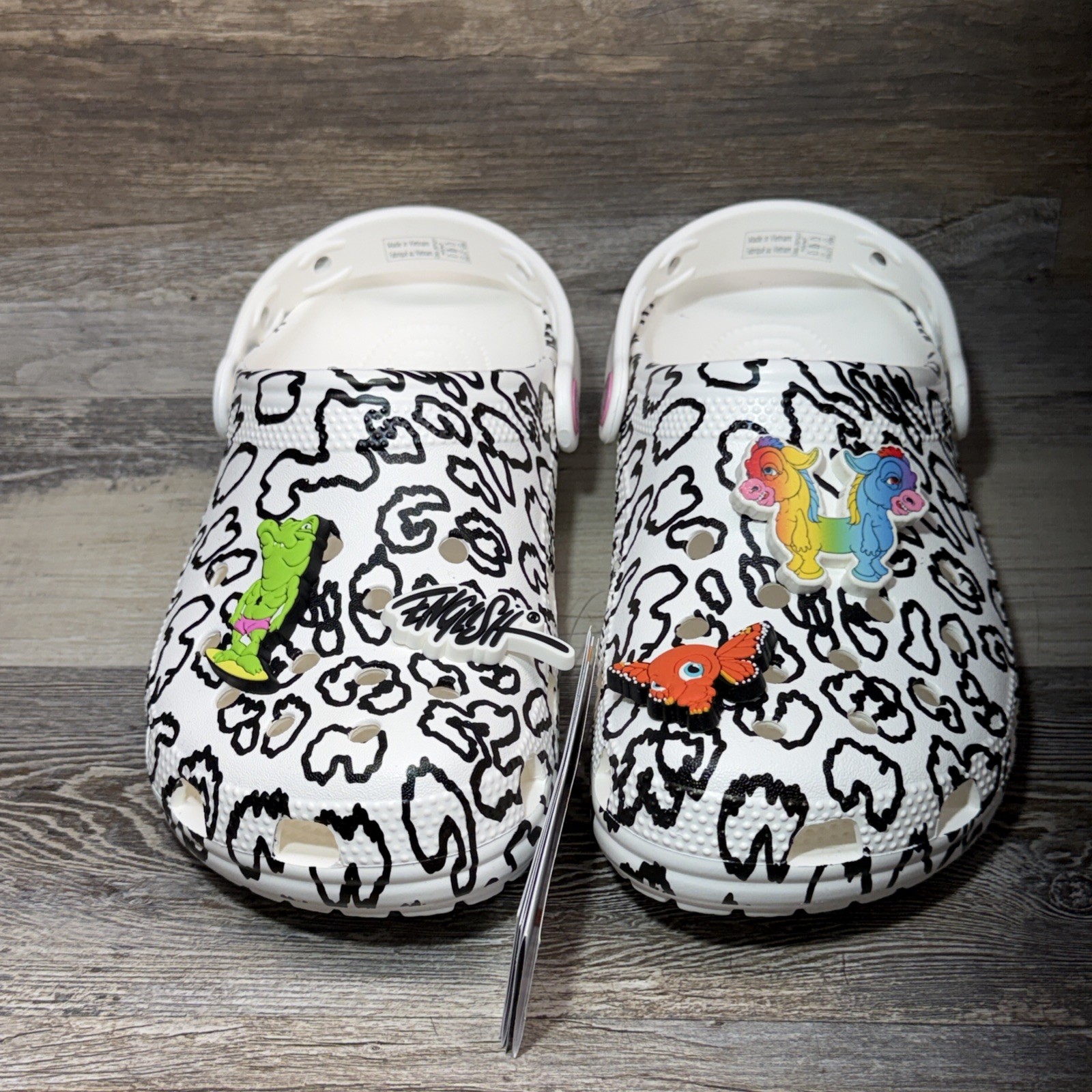 Women’s 7 Crocs Classic Clogs Party Animals X Ron English White Cheetah
