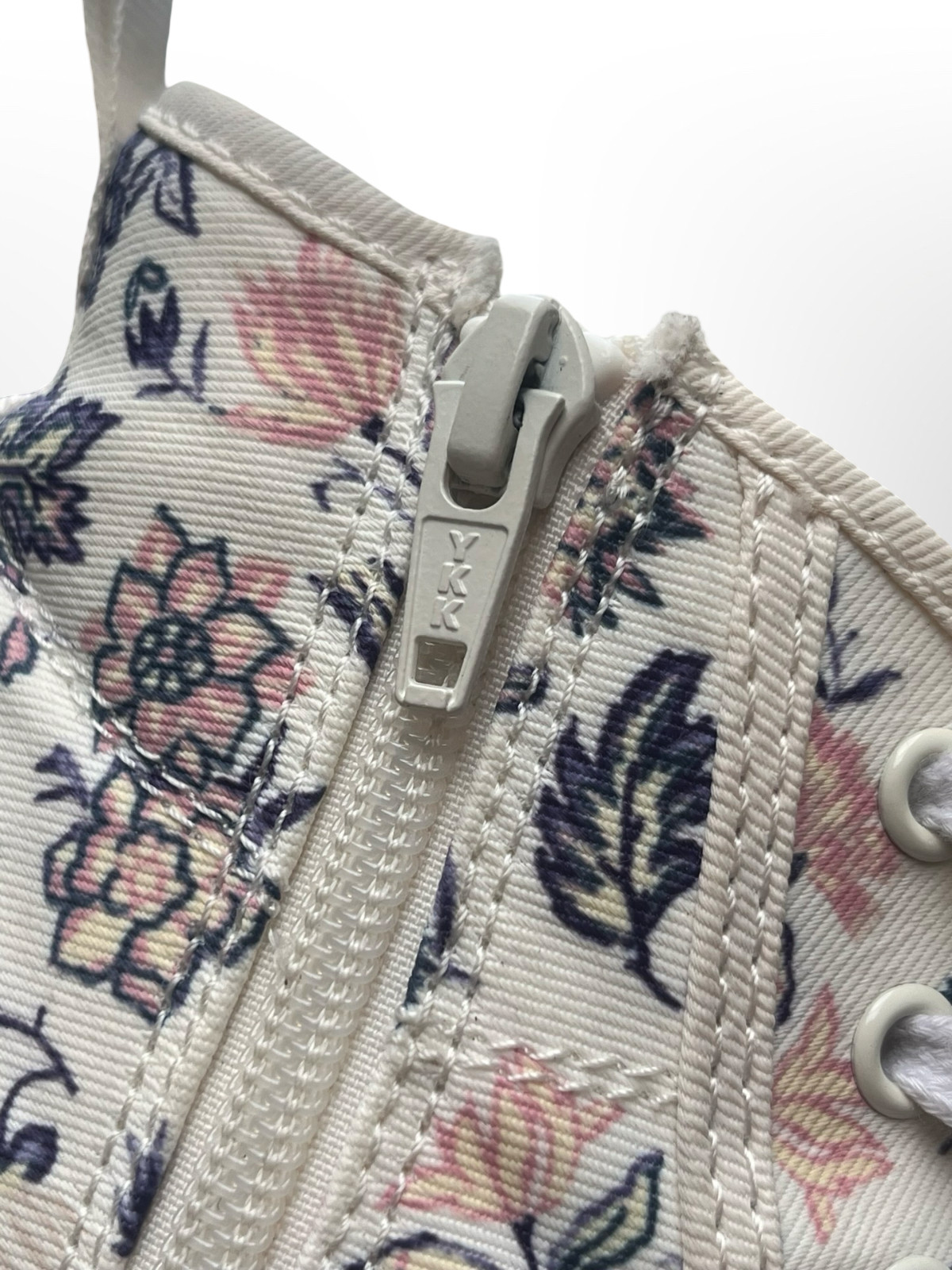 GUC Universal Thread Chunky Platform High Tops Floral Pattern & Zipper Size 6.5