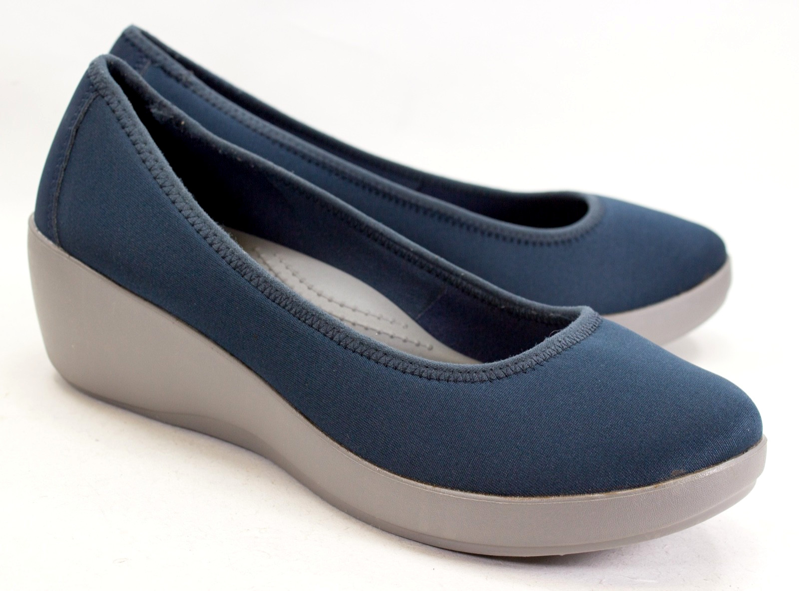 Crocs Busy Day Womens Size US 9 Stretch Ballet Wedges Pumps Navy Smoke 202441
