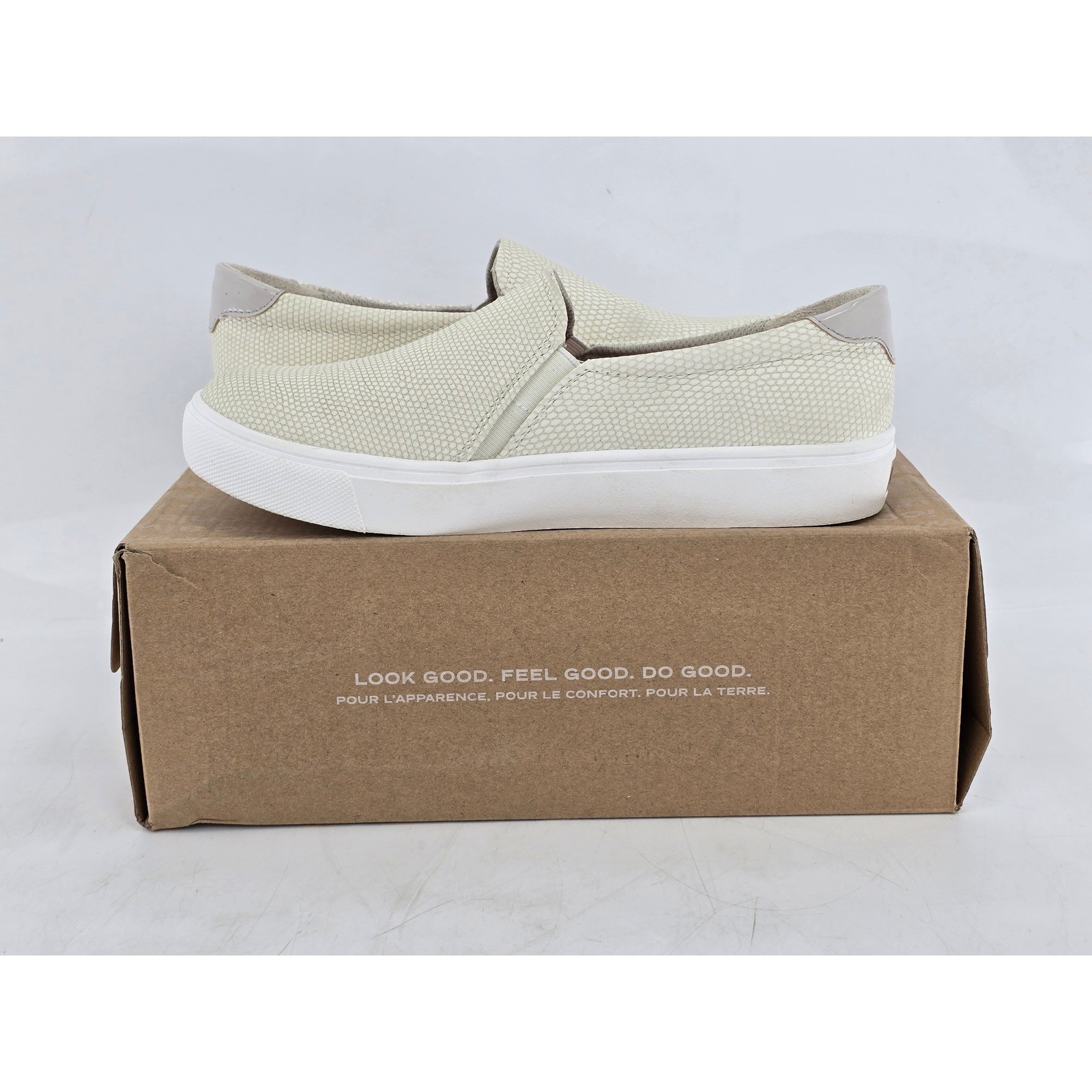 Dr. Scholl’s Nova Slip On Sneakers Womens 7.5W White Snake Pattern – Excellent
