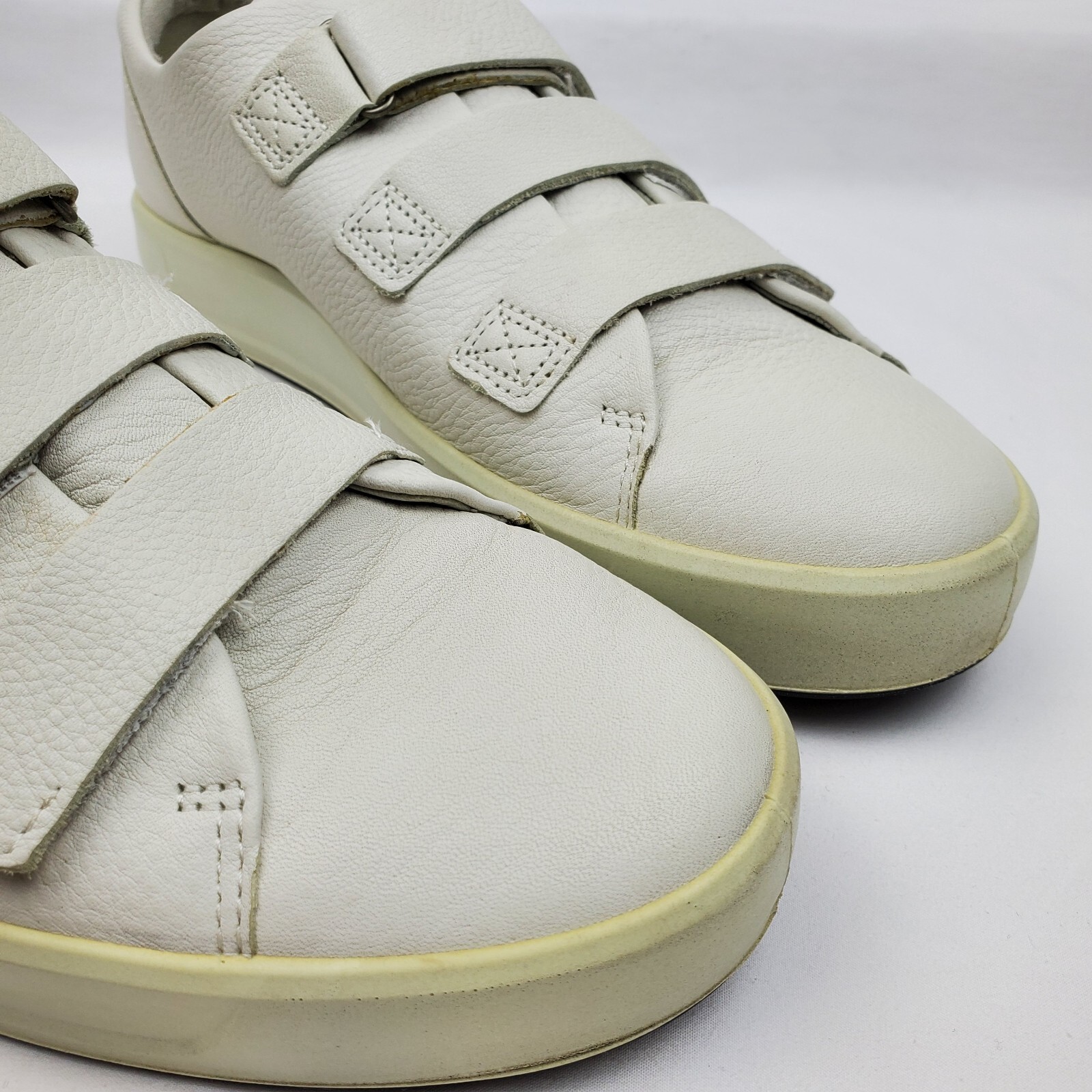 ECCO White Leather 3 Straps Rubber Shoes/Sneakers Women’s Size EU 41/US 9.5