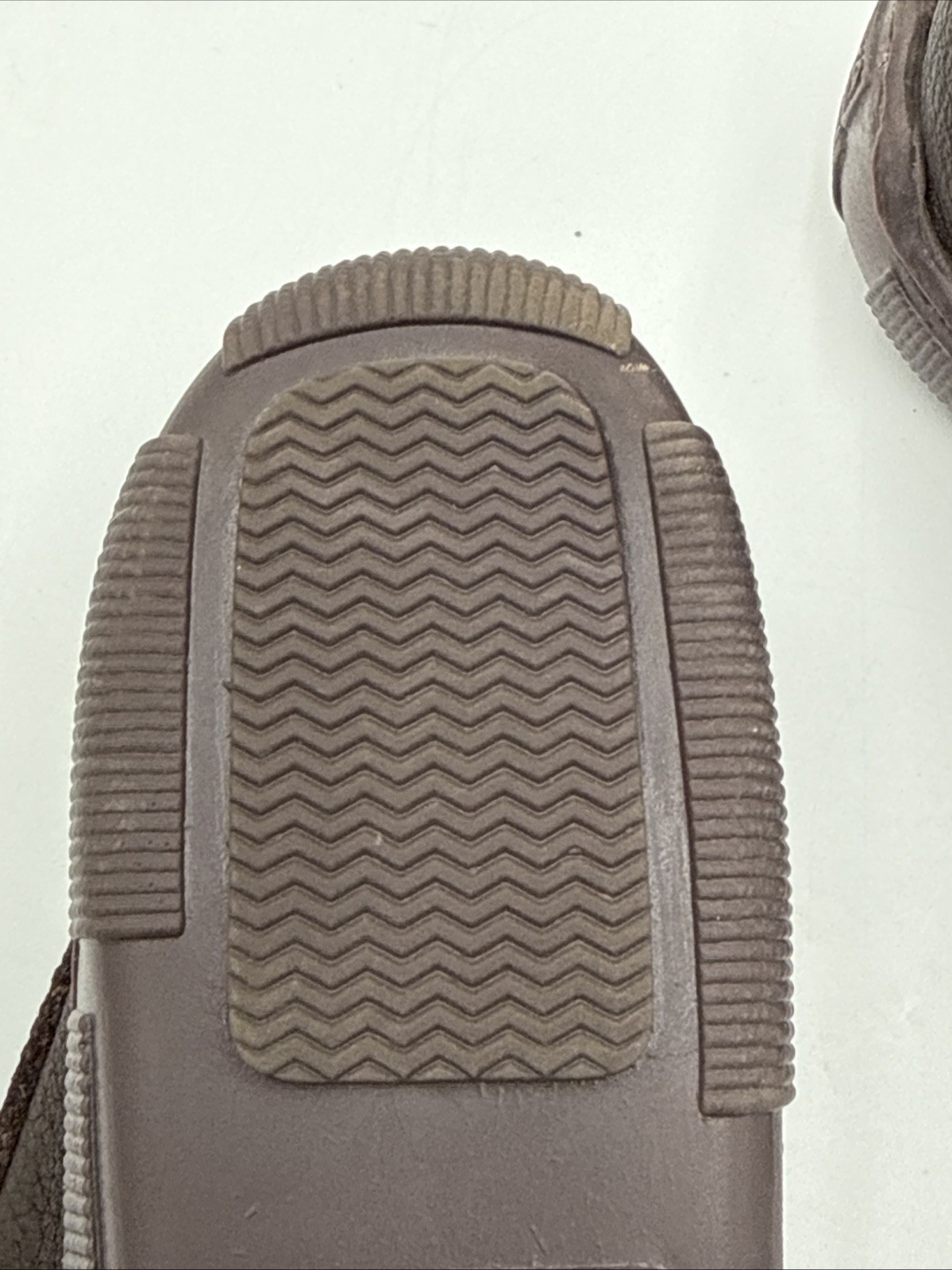 Minnetonka Brown Espresso Hardsole Moccasins 492 Size 8.5 – EUC