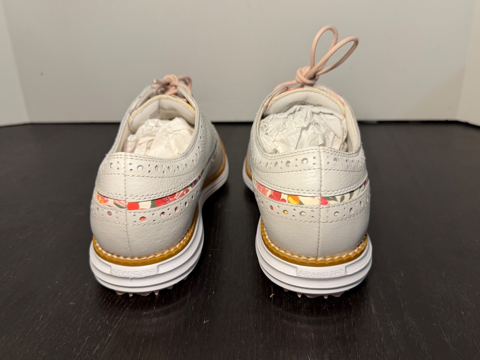 Cole Haan Original Grand Wing Oxford Golf Shoes Floral Print/White Womans 7B