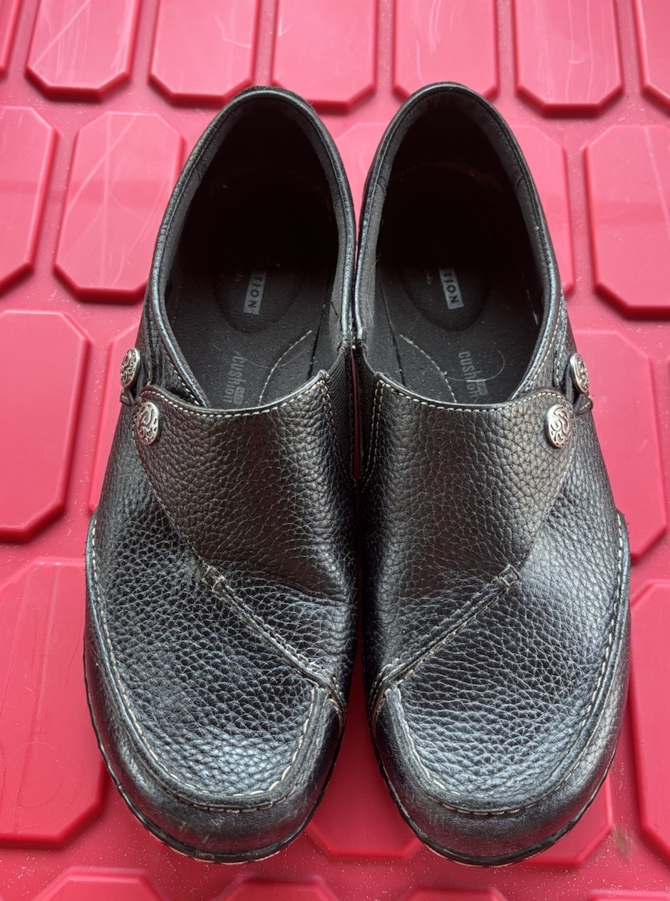 Clarks Collections Womens Shoes Size 10 M Slip On Button Comfort Excellent