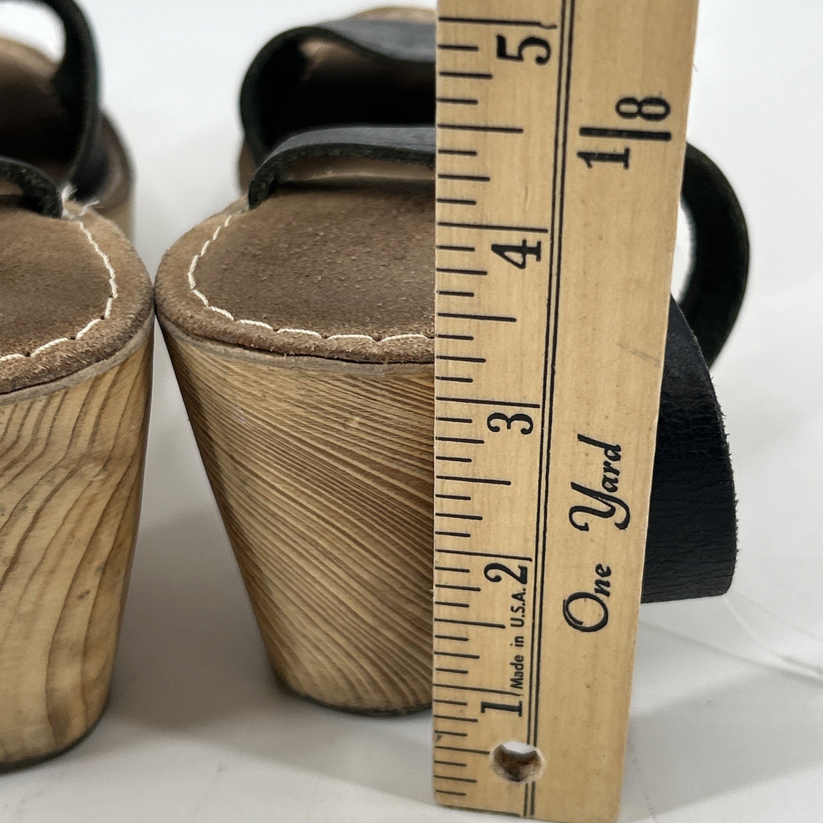 Urban Outfitters Leather Clogs Sandals Womens Size 8 (Fit 7.5) Black Wooden