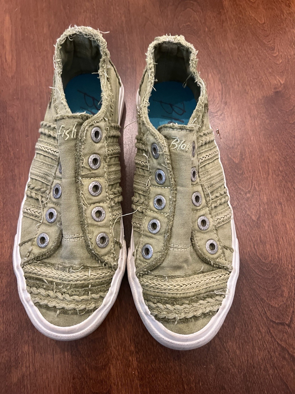 Blowfish Malibu Bettie Women Olive Bootcamp Gray Canvas 9 M Sneaker Slip On