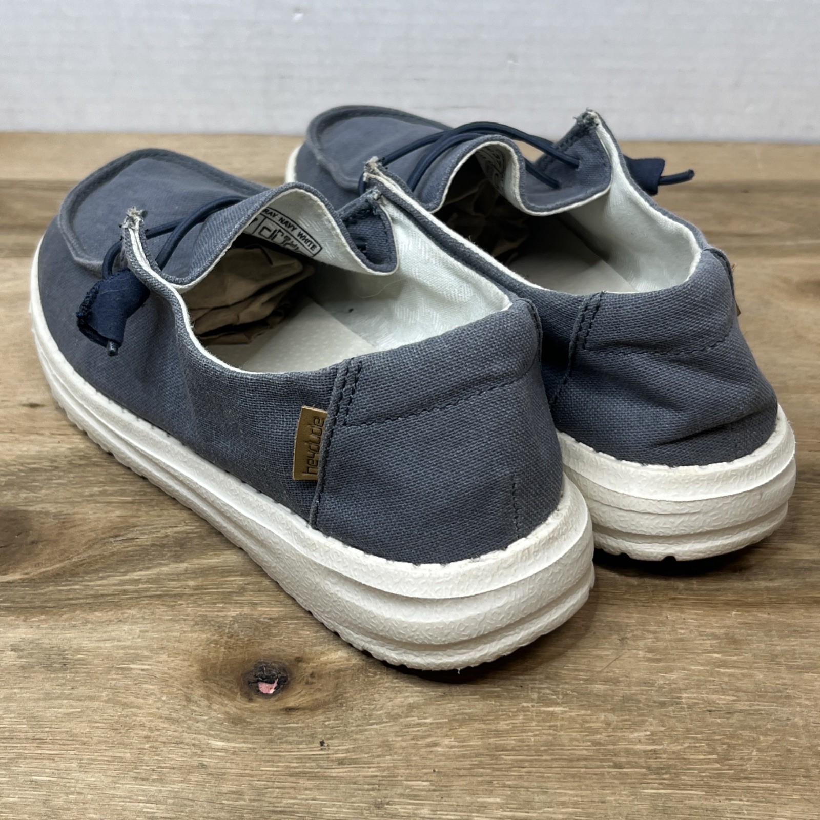 Hey Dude Women’s Wendy Chambray Navy White Canvas Slip On Shoes Sz 6