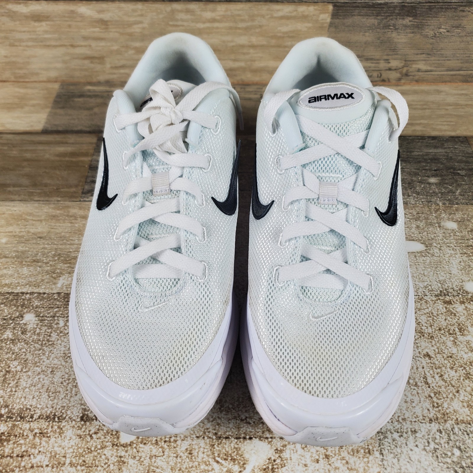 Nike Air Max Bia Womens Shoes Sz 9 White Mesh Comfort Lace Up Round Toe Sneakers