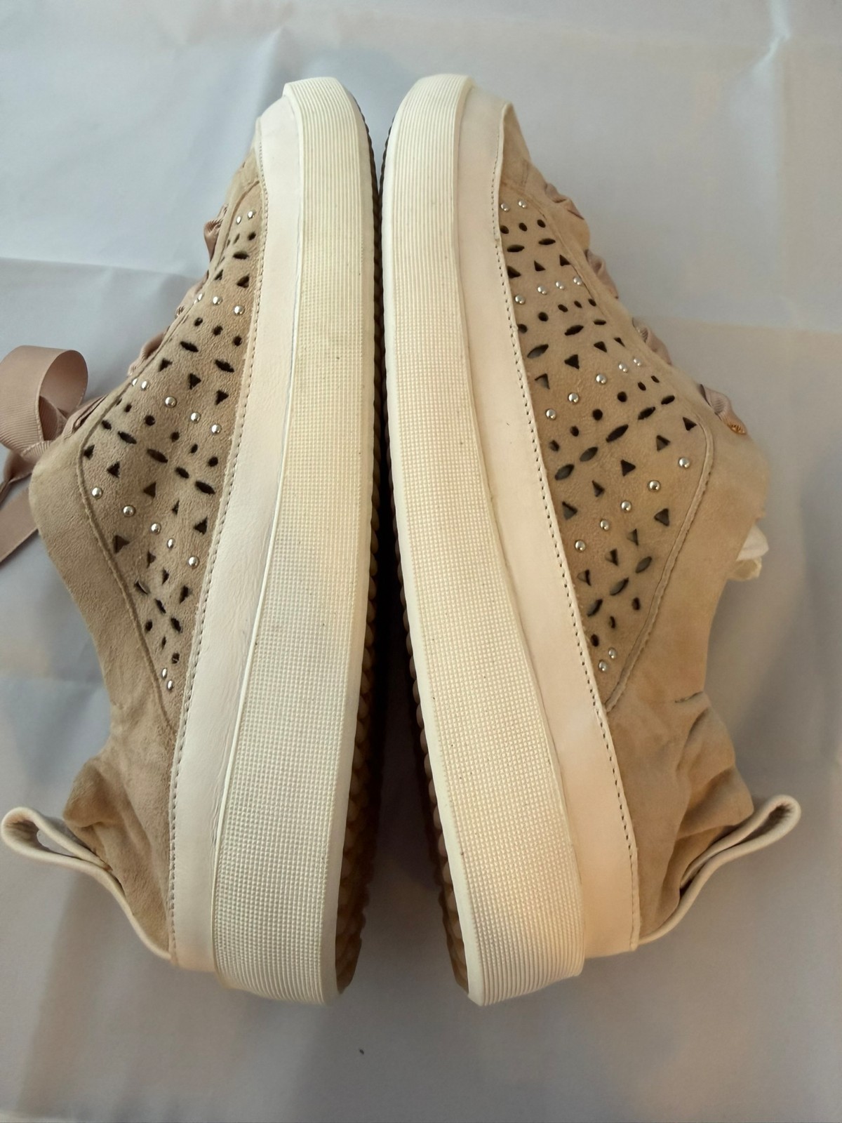 SoftWaves Women’s 7.87.41 Camel/Off White Shoe, Size 41 (10 US) NEW
