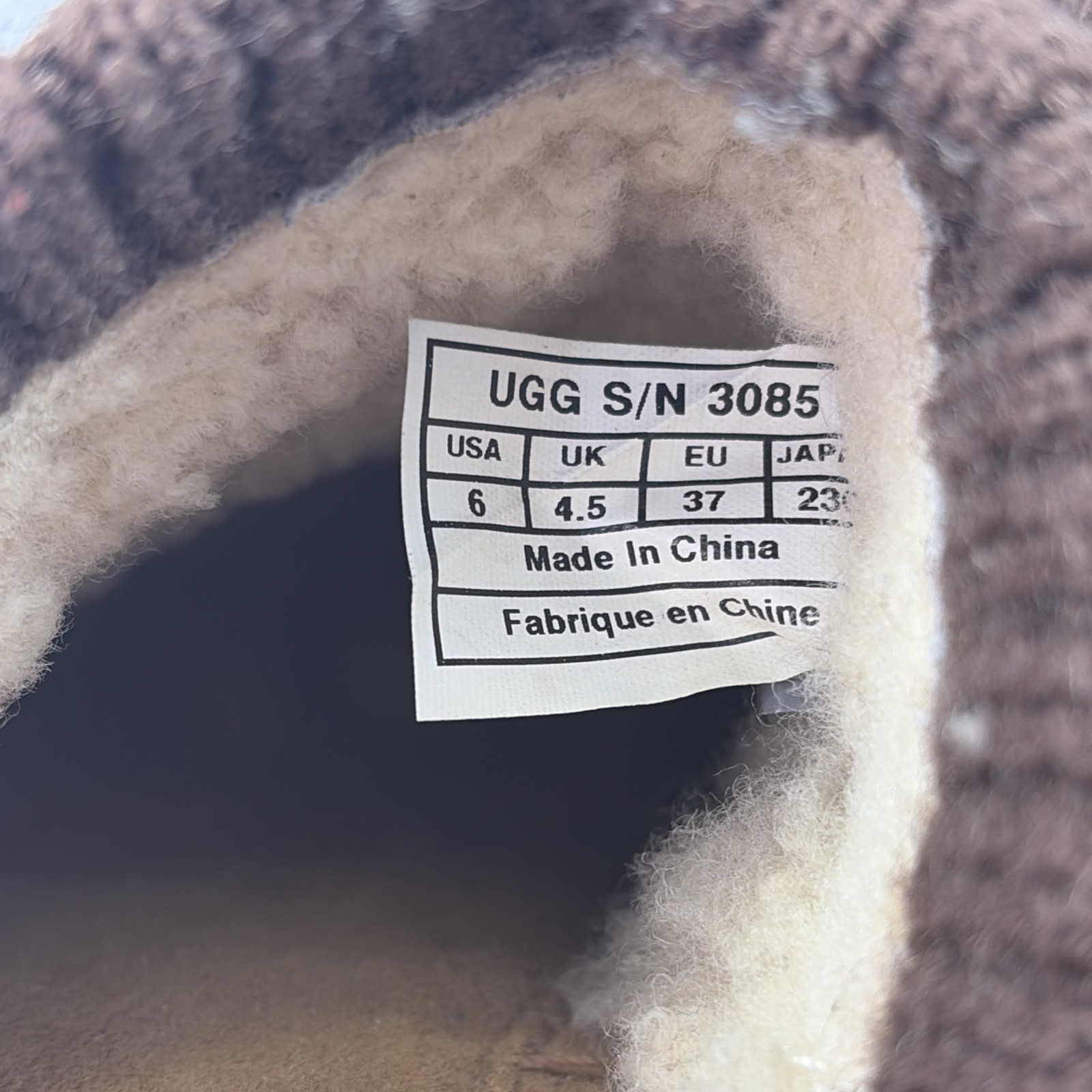 UGG Gael Leather Mule Clogs Women’s Size 6 Brown Slip On Comfort Shearling Lined