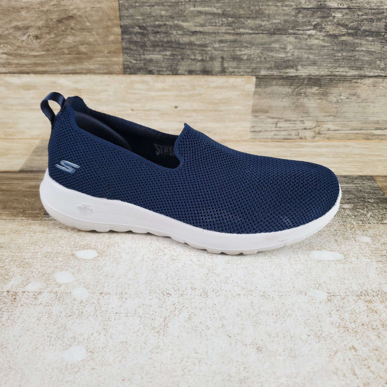 Skechers GO Walk Joy Womens Shoes Sz 7 Athletic Navy Blue White Lace-Up Sneakers