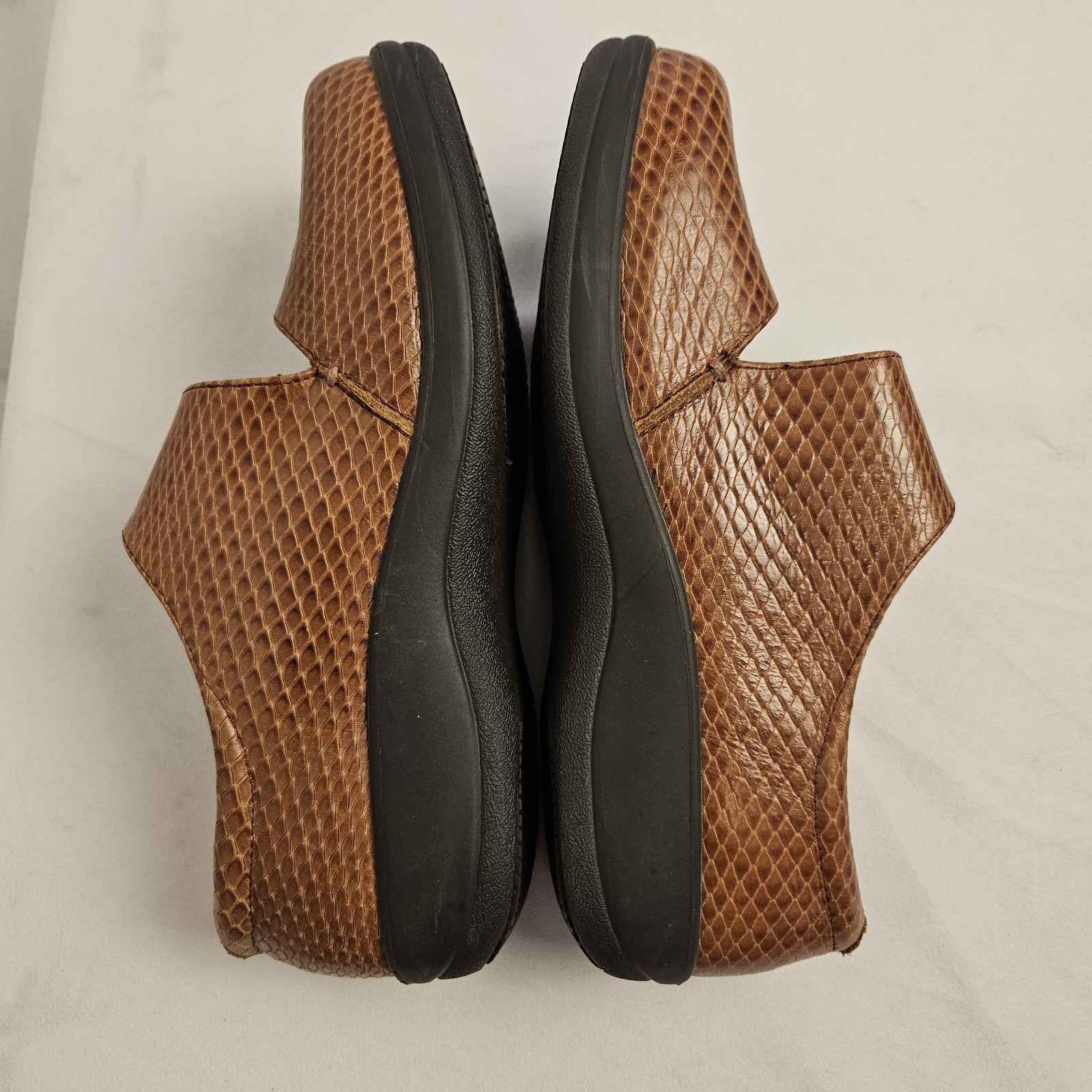 Alegria Brown Snake Embossed Leather Mary Jane Clogs Comfort KAI-712 Size 41