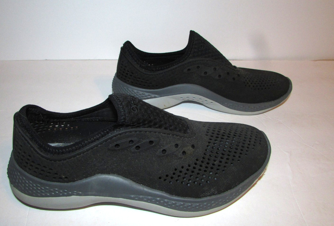 Crocs LiteRide 360 Pacer Sneakers Shoes Women’s Size 6 Black Slate Gray 206705