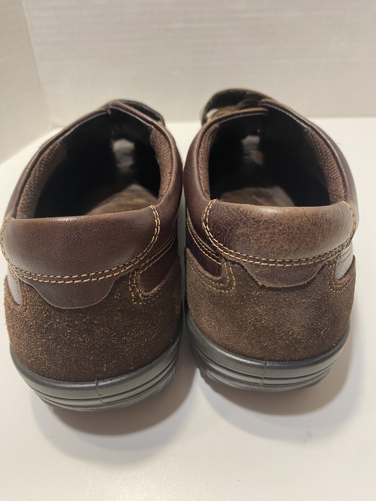 Ecco Womens Sz 7.5 Brown Leather Suede Two Strap Casual Sneaker