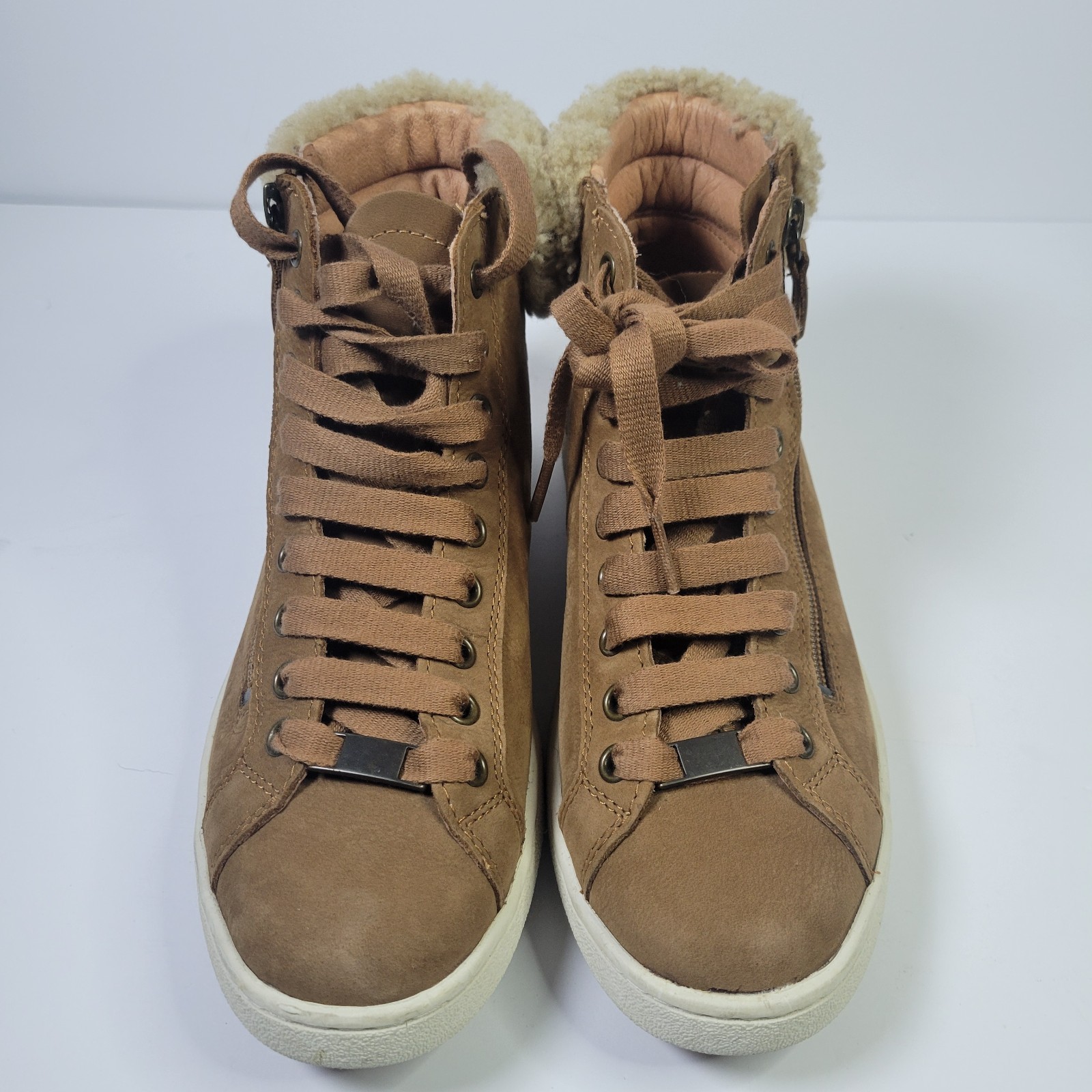 UGG Women’s Olive Chestnut Leather High Top Lace/Zip Up Shoes Size US 8.5 Preown