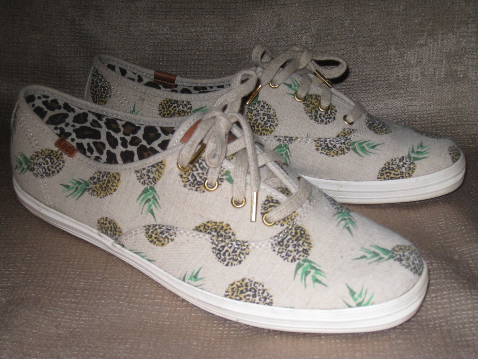 Keds Champion Lace Up Sneaker. Fruity Pineapple Animals Beige. Sz 9M. Canvas .