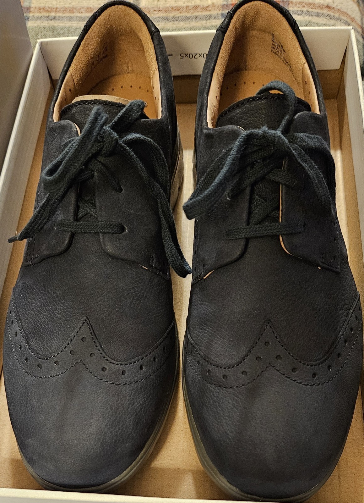 NEW Women’s Clarks Unstructured Un Hinton Suede Navy 8.5 M Oxfords