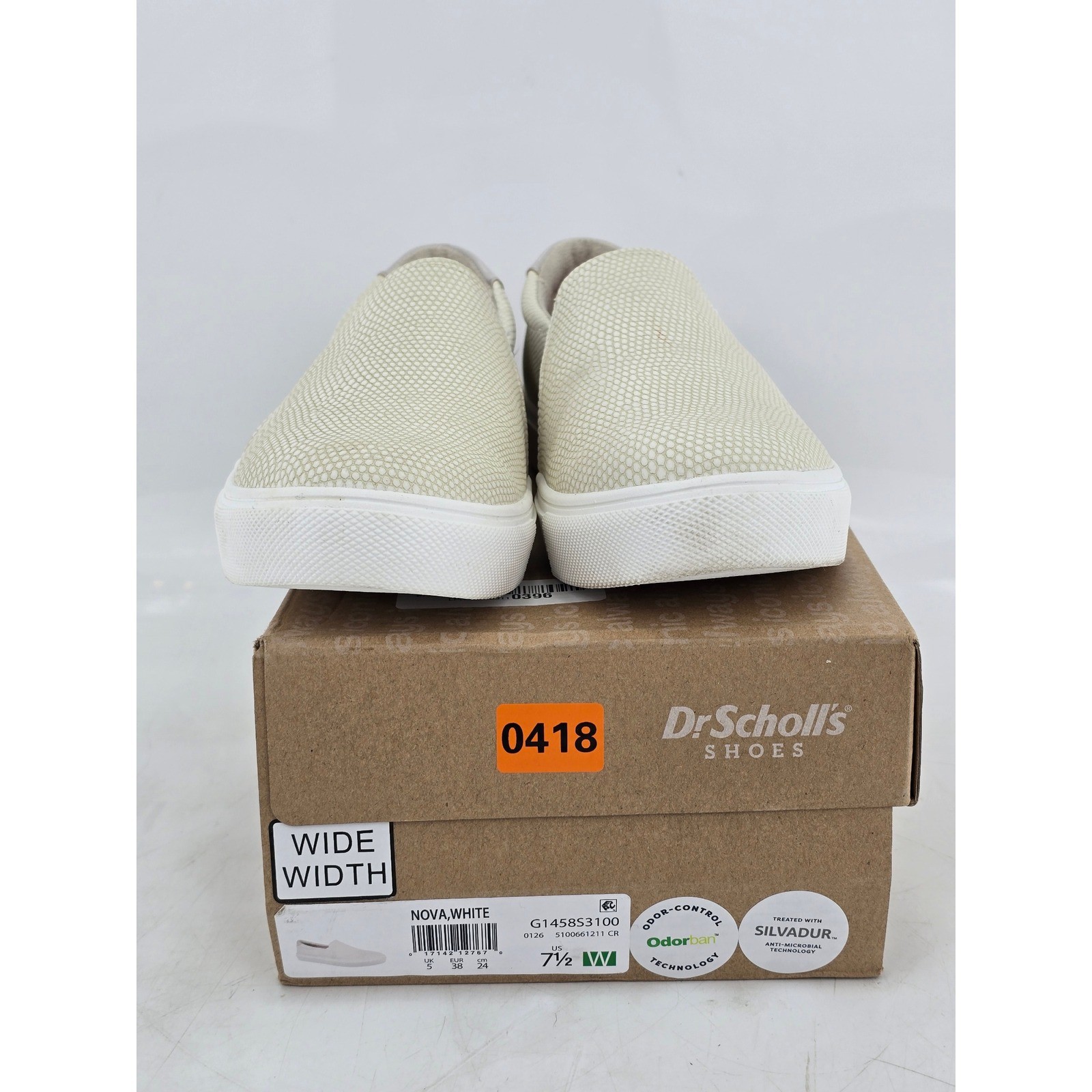Dr. Scholl’s Nova Slip On Sneakers Womens 7.5W White Snake Pattern – Excellent
