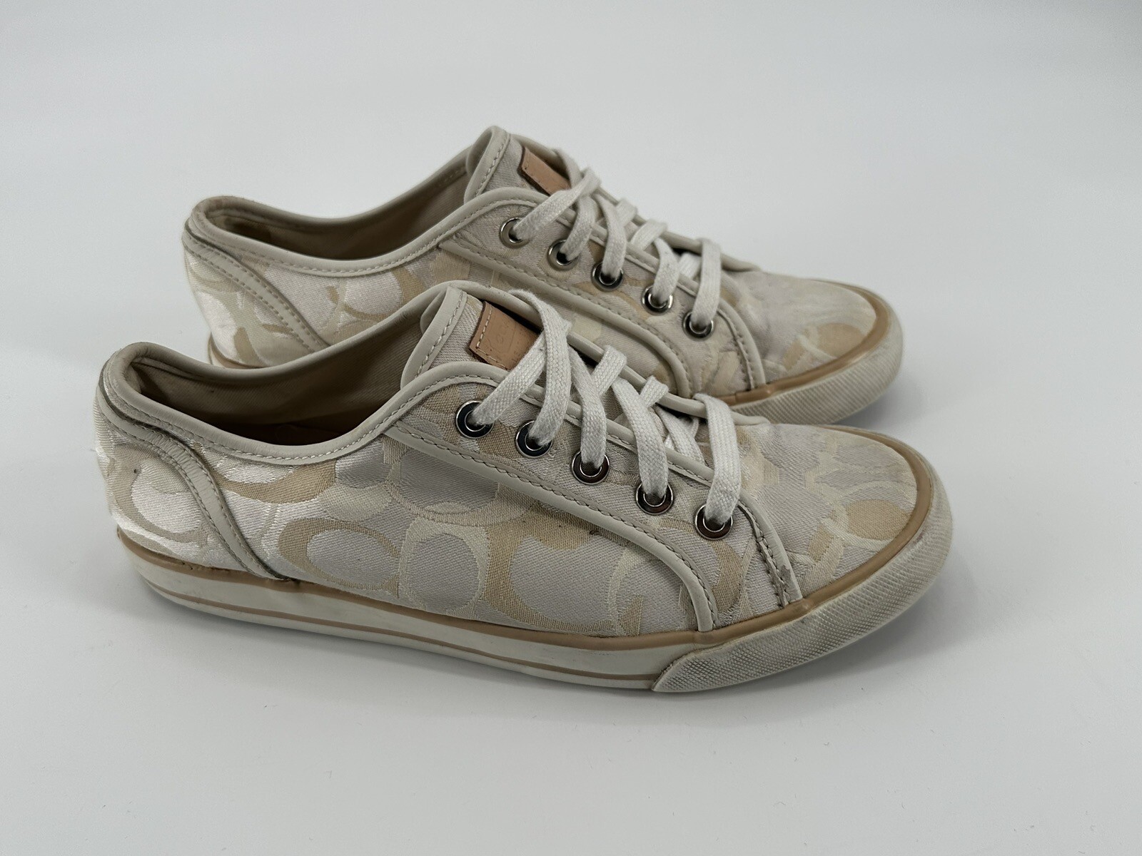 Coach Women’s Beige/White Signature Print Lace Up Casual Shoes – Size 6.5B